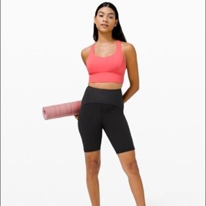 NWT Lululemon Blissful Bend Super High-Rise Short 8" Sz 2